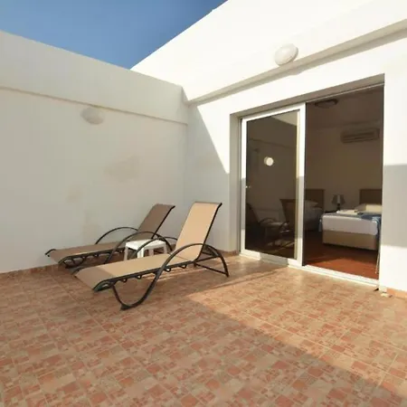 Splendid With Exclusive Private Terrace In Protaras, 1685 Protarász